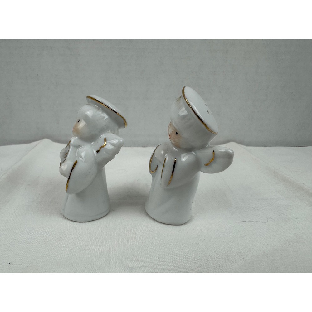 Vintage Ceramic Angel Salt and Pepper Shakers White Gold Trim Christmas Decor - Picture 4 of 9